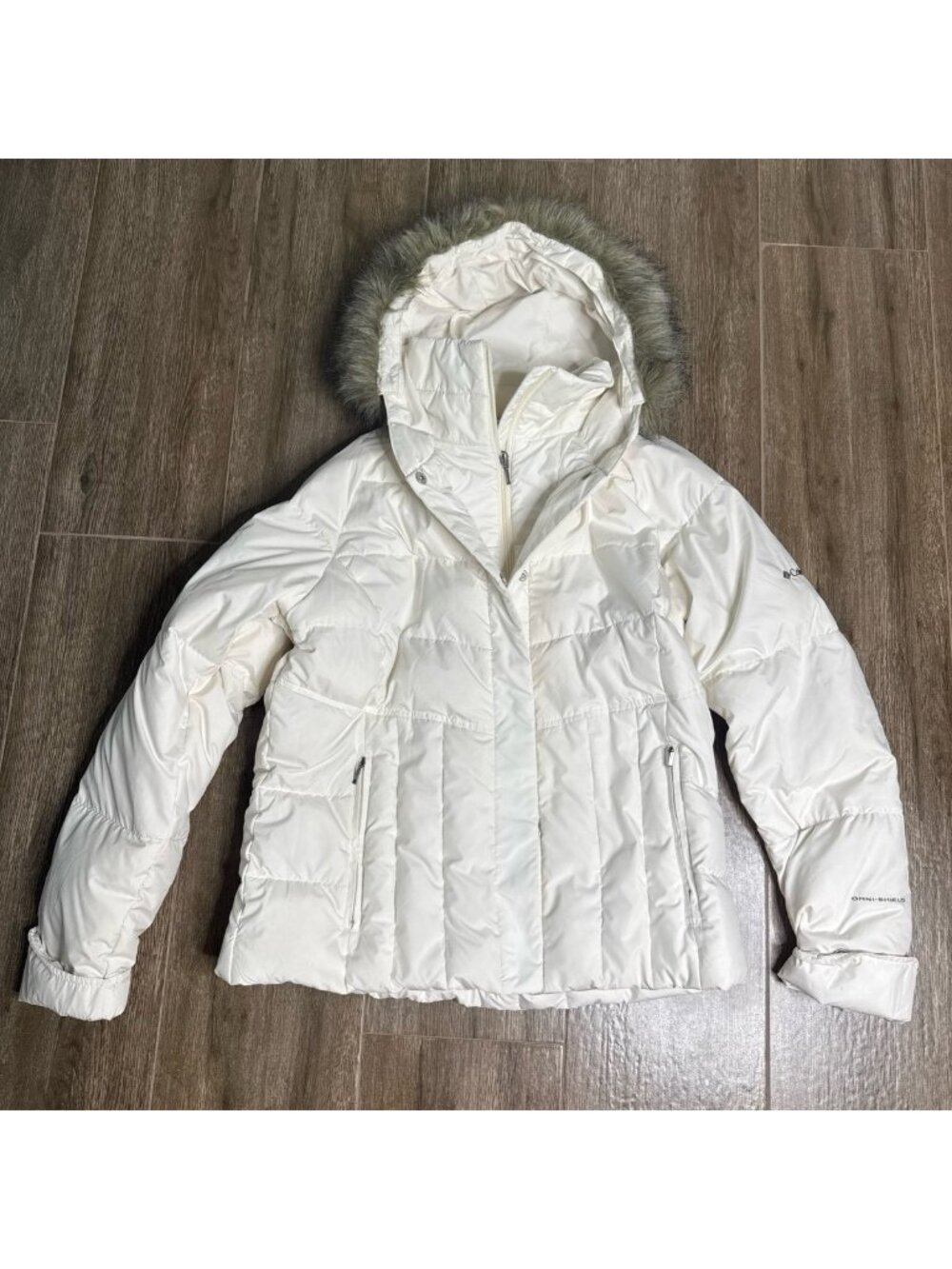 Columbia White Puffer Jacket Faux Fur Hood Womens L